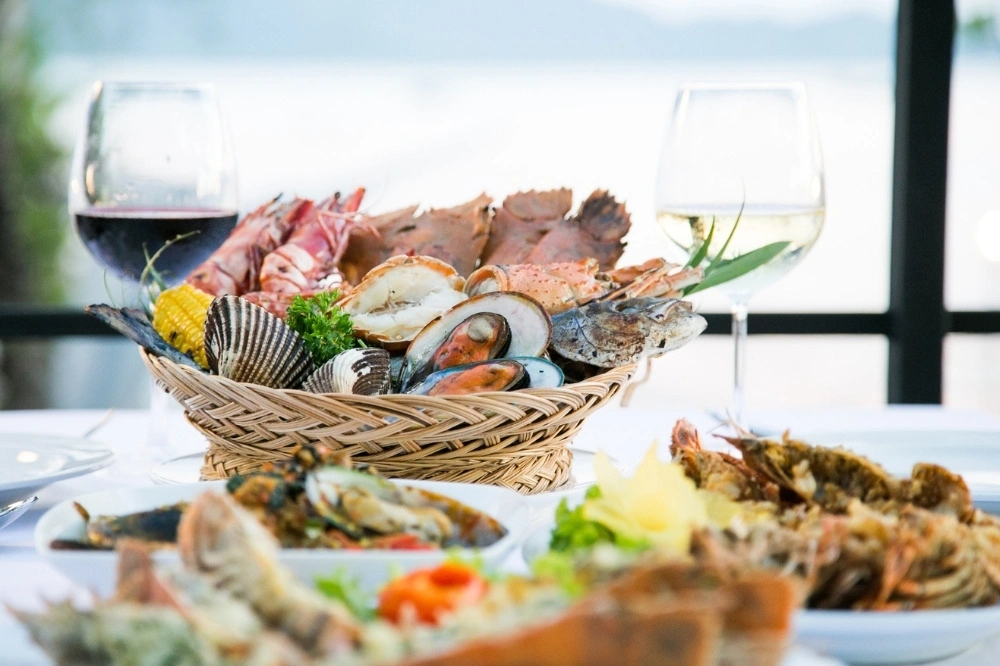 a platter of seafood